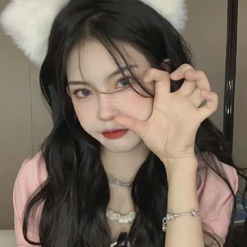 布劳涅森林的女人们